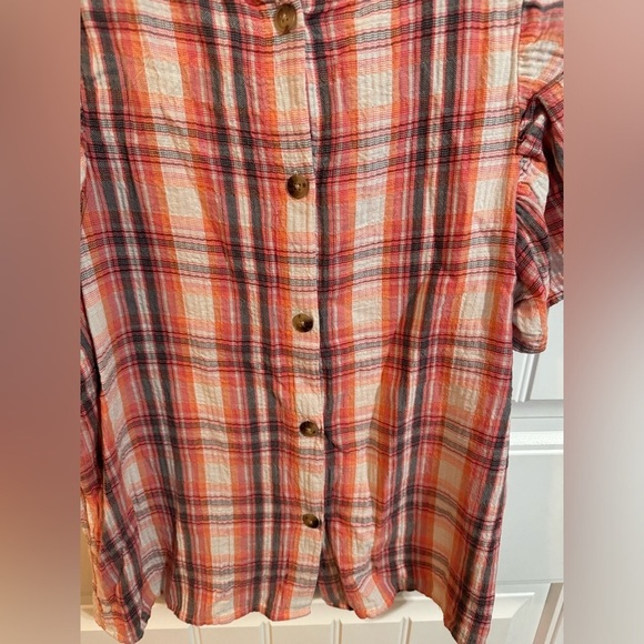 LOFT Plaid Flutter Sleeve Top With Button Detail Down Back - Picture 5 of 8